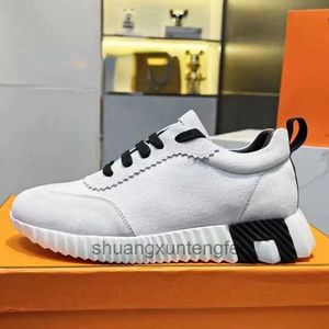 Bouncing Casual Designer Shoe Lace-up Round Head Mens Low Top Sneakers Travel Leather Fashion Womens Flat Jogging Shoeswith box aimashi