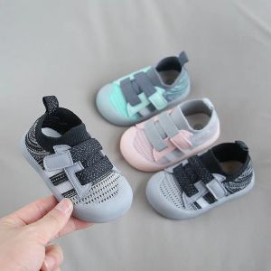 Sneakers maluch dzieci letnie sandały oddychające siatkowe trampki Niezlinowe Baby Boys Girl