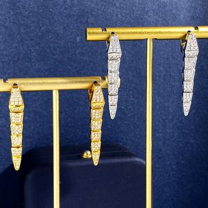 Yılan Tail Tasarımcısı Shangle Küpeler Kadın Elmas Moda Altın Kaplama 18K Klasik Stil T0P Kalite Avrupa Boyutu Hediyesi Kutu 005