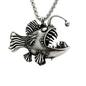 Collana con ciondolo pesce lanterna nuova marea lupo hip-hop Collana personalizzata da uomo in argento antico color titanio con catena in acciaio inossidabile punk rock all'ingrosso di gioielli