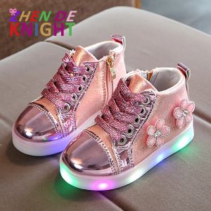 スニーカーEU 2130ガールズ用の明るいスニーカーピンクの花の靴を込めて、輝くソールな照明ライトアップベビーガールズリードシューズテニス