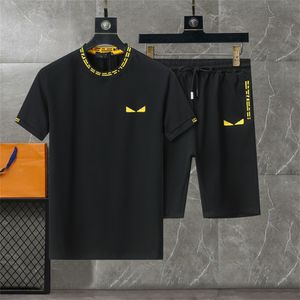 Tute da uomo t-shirt set Designer di lusso Lettera ricamata moda abbigliamento sportivo completo uomo abbigliamento estivo abbigliamento da corsa T-shirt sportiva a maniche corte due pezzi M-3XL