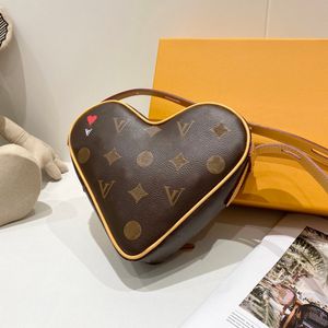 M57456 Coeur Bag Fashion Old Flower Love Bag Bag Red Heart Counter Bag Crossbody Package Leather Bag Bags Evening Bags