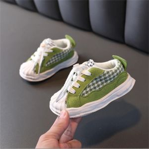 في الهواء الطلق 2022 New Baby Shoes Usisex Boys Girls Sneakers Green Plaid Tennis Tennis Trevable Fashion Shoes