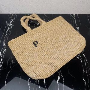 Womens Straw Woven Rafaia Top Handle Beach Shoppers Weekend Handbag Mens and Womens fashionabla crossbody axelväska triangel handväska designer handväska 2024