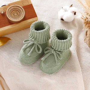 Спортивная уличная обувь для младенцев, хлопчатобумажные вязаные сапоги для новорожденных девочек и мальчиков, модные однотонные теплые туфли без шнуровки для малышей, обувь ручной работы, обувь 0-18 месяцевL2401