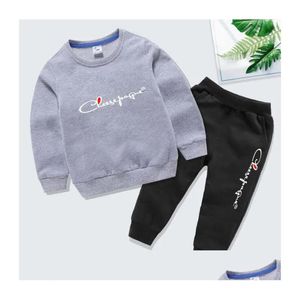 Set di abbigliamento Nuovi set di vestiti per bambini di moda Autunno Inverno Pantaloni a maniche lunghe 2 pezzi Abbigliamento per ragazzi Consegna a domicilio Bambino, Bambini Otdmg