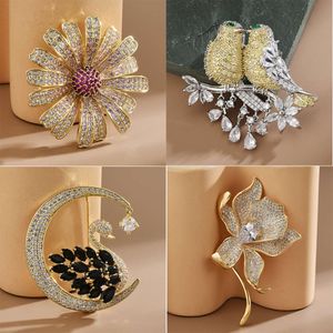 Brooch Niche Micro Inlay with Zircon Bird Temperament Women's Clothing Accessories Suits Daisies Chest Flowers Moon Accessories
