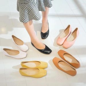 Повседневная обувь, оптовая продажа, весенне-осенняя обувь с квадратным носком на плоской подошве и низком каблуке, женская мода для балета и танцев, большой размер 32-54