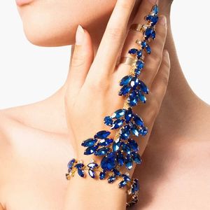 Handmade Blue Rhinestone Flower Finger Ring Back Bracelets Hand Jewelry for Women Crystal Charm Bracelet Bangles Wedding Gift 240223