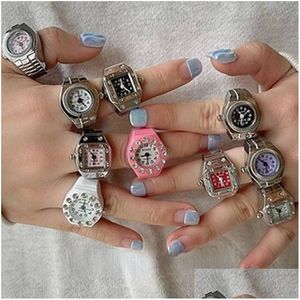 Bröllopsringar Mini Finger Watch Neutral Elastic Strap Alloy Watche Par Jewelry Clock Retro Roman Quartz Ring Punk Vintage 230710 Dhnoz