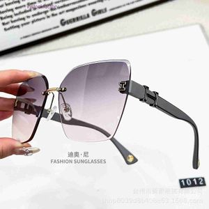Original 1to1 Home H 2024 new sunglasses Fashion high-end luxury style Crystal cut edge Tiktok Best choice for live broadcast JVI5