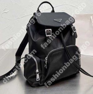 Duffel Çantalar Unisex Lüks Siyah Sırt Çantaları Tasarımcılar Naylon Okul Çantaları Orta Boyut Dışarıda Omuz Çantaları Çanta Büyük Kapasite Moda Sırt Çantası Tote Çanta