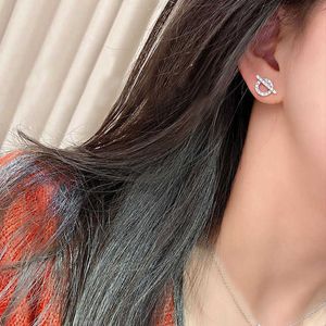 H Earrings Japan and South Korea East Gate Micro Inlaid Zircon Full Diamond Style OT Buckle Design Earstuds for Womens 3D Geometric Circle Mesh Red Earrings122