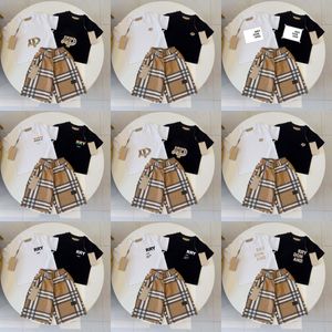 Kläderuppsättningar Set Brand Printing Designer Kids T-shirt Barn 2 stycke Pure Cotton Clothing Baby Boys Girl Children Appare Z3JP#