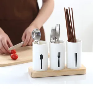 キッチンストレージチョップスティックホルダーディナーウェアラック木製ベースの銀製品チューブ木製カトラリー調理器具付きオーガナイザー
