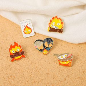 Tecknad brosch söt match liten flam metall märke anime perifera klädtillbehör
