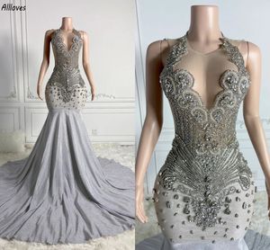 Cristalli scintillanti di lusso che bordano abiti da sera da ballo Sheer O-Collo sexy strass senza schienale Occasioni speciali abiti da festa sirena lunga abito formale da donna CL3339