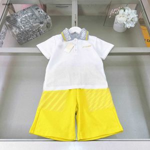 Marken-Trainingsanzüge für Babys, Sommer-T-Shirt-Set für Kinder, Designerkleidung, Größe 100–150 cm, Kinder-POLO-Shirt und gelbe Shorts mit großer Tasche, 24. Februar 2020