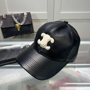 Brim Hats Mens Designer Baseball dopasowane czapki list jesienne i zimowe słońce sport sport haftowy luksusowe czapki dobre 240229