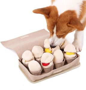 Игрушки Коврик для нюханья домашних животных для собак Коврик для медленного кормления Прочный интерактивный коврик для собак со скрипучими игрушками-головоломками Плюшевые яйца Игрушки для игрушечного коврика для носа