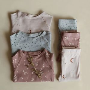 Autunno Inverno Bambini Pigiama Bambini Indumenti da notte Manica lunga Casual Solido Neonate Ragazze Vestiti di cotone Indumenti da letto Bambini Clo 240219