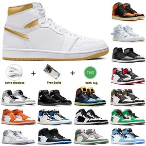 Jumpman Men 1 Basketball Shoes 1s High OG förlorade och hittade University Blue Patent Bred Gorge Green Dark Mocha Starfish Black White Women Sneakers Trainers 36-47