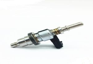H8200769153 nozzle Fuel Injector For NISSAN Qashqai 1.5 Renault Megane7602083