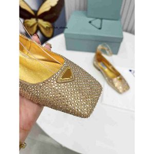 praddalies padalies prdlies Designer-Sandalen, Ballerinas, Milan-Metallic-Leder-Loafer, Damen-Knöchelriemen, modische Schuhe mit quadratischer Zehenpartie, Strass-Lackleder, Fl