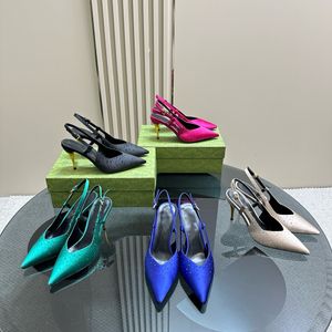 Yeni Patent Deri Toka Slingback Pompalar Nokta Kafa Ayakkabıları Stiletto Topuklu Sandaletler 8.5cm Kadın Lüks Tasarımcı Elbise Square Smipted Toe Akşam Ayakkabıları Boyutları 35-42