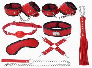 8 PCSSet Kit Mouth Ball Plug Leather Dog Collar Slave Wrist Ankle Cuffs Eye Mask Piskar i vuxna spel Fetish Sex Toys Bondage For8770830