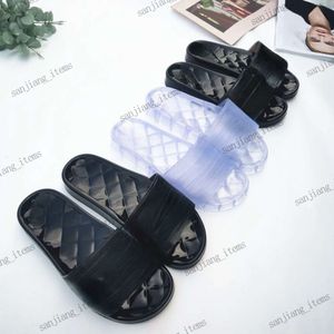 Przezroczyste slajdy podeszwy Diamond Slajdes Kappers Designer Pvc Sandal Clearlly zjeżdżalnia letnie buty plażowe platforma platforma poślizgnięcia się na suwak Sandal Rozmiar plus rozmiar