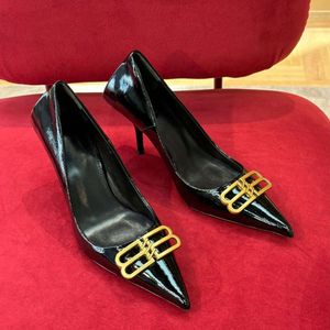 مصمم صندل باريس أحذية واحدة حذاء رفيع الكعوب في وقت مبكر على الإنترنت المشاهير سوبر الكعب النسائي ملهى ليلي أحذية مدببة الأطفال