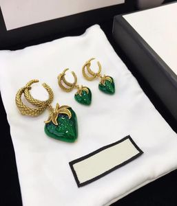 Moda jóias brincos de morango luxo designer pingente broche senhoras festa presente com box5045590