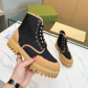 Designer Shoes CANVAS ANKLE BOOT men Women Horsebit Loafers Boots luxury leather Platform Canvas Ankle Boots Leisure Lug Sole Loafers outdoors Shoes 35-45 05