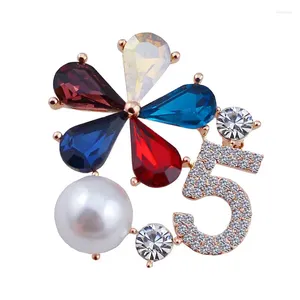 Brosches mode lyxblommor brev strass 5 stora pärlbröllop fest brosch boutonniere smycken för kvinnlig gåva