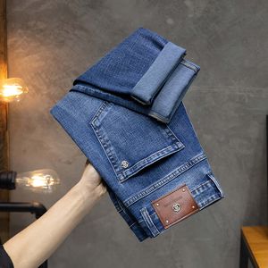 Jeans masculinos primavera verão homens slim fit europeu americano monicon high-end marca pequena calça reta F257-9