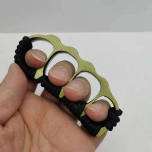 Classic Power Paperweight Trendy Durable Gaming Four Finger Rings Boxer Outdoor Fist Factory Punching Boxing Fighting EDC Strongly 701171