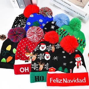 Berretti Cappello di Natale con luce LED lampeggiante creativa Pupazzo di neve Berretto lavorato a maglia di colore caldo invernale per bambini Adulti Ornamenti di Natale Forniture per feste