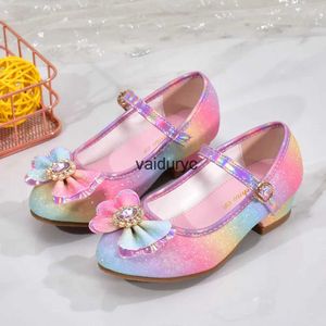 Sandaler Zapatos Nia 23 Girl Shoes Läder Rainbow for Girls Paljetter Kvinna Princess Performance Kidh24229