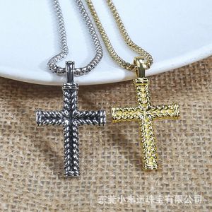 Religiös David Yurma smycken halsband designer armband för kvinnor lyxiga smycken dy Davids Cross Necklace Button Line Pendant Ny rostfritt stålkedja