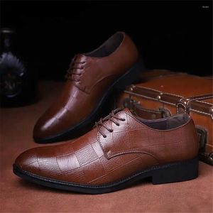 Scarpe eleganti Super Big Size Italia Sneakers Lux da uomo Prom Tacco basso Sport Novità Speciali 2024g Tecnologie Flatas