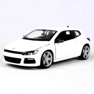 1 24 R Diecast Alloy Vehicle Metal Car Modelo Die-cast Toy Collectible Gift Souvenir Display 240219