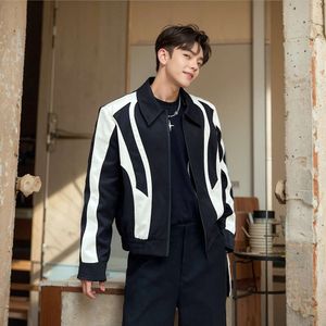 Yuxin's Spring 24 nya trendiga och fashionabla personlighet med oregelbunden färgblock Design Korean Leisure Men's Trendy Jacket