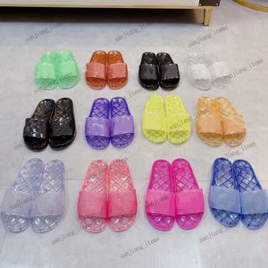 2024 Summer Sandals Mens Women Clear Jelly Slide Slippers Transparent Rubber Crystal Platform Mules Vintage Flats Luxury Designer Shoes Pool Beach Flatforms