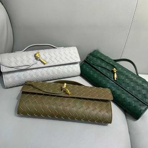 Weaving Banquet Bag Cowhide andiamo clutch Handbag Advanced Horizontal Handbag Single Shoulder Crossbody Bag 240215