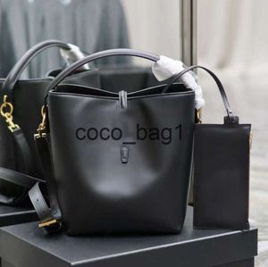 Le37New Bucket Bag Designer Shiny Leather Shoulder Womens Crossbody Mini Purse High Quality Luxury Handväska