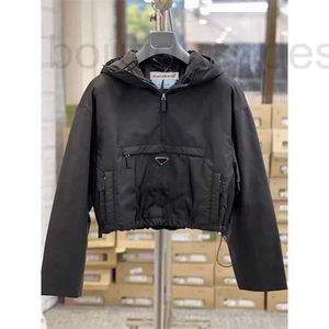 Women's Jackets designer brand Cute Black Hooded Short Coat French 2023 Spring New Nylon Sweater Versatile Jacket Top Trend Y70Q