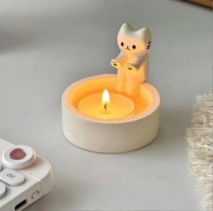 1-2PC Kitten Candle Holder Śliczne grillowane kota aromaterapia świeca uchwyt na pulpit ozdoby ozdobne ozdoby urodzinowe dla przyjaciół Dhgkk