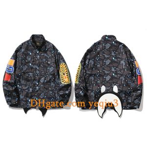 Giacca bomber da uomo Giacca da baseball Giacca da volo Lettere floccate e design ricamato Alla moda abbinata Giacca in pile finta pelle Giacca mimetica Taglia asiatica bj6